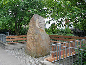 700 Jahre Rolfshagen - Gedenkstein